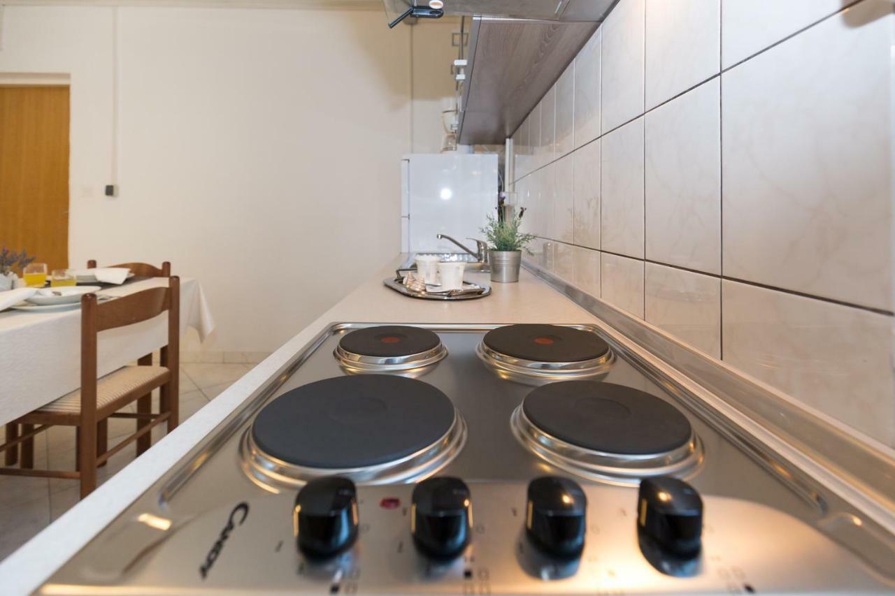 Cozy Apartment Josipa Привлака Экстерьер фото