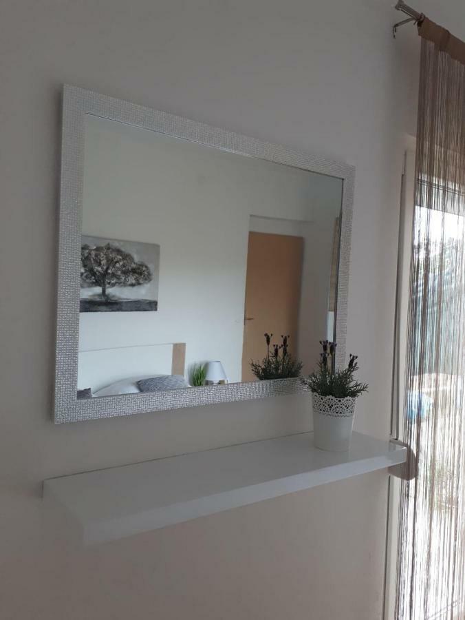 Cozy Apartment Josipa Привлака Экстерьер фото